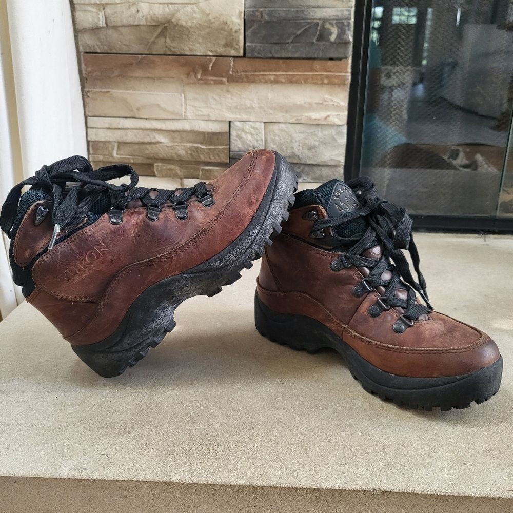 Yukon Ascent Waterproof Hiking Work Safety Boots Size 6.5M Womens